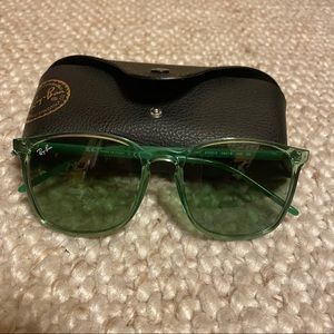 Ray-Ban Green Wayfarer Sunglasses